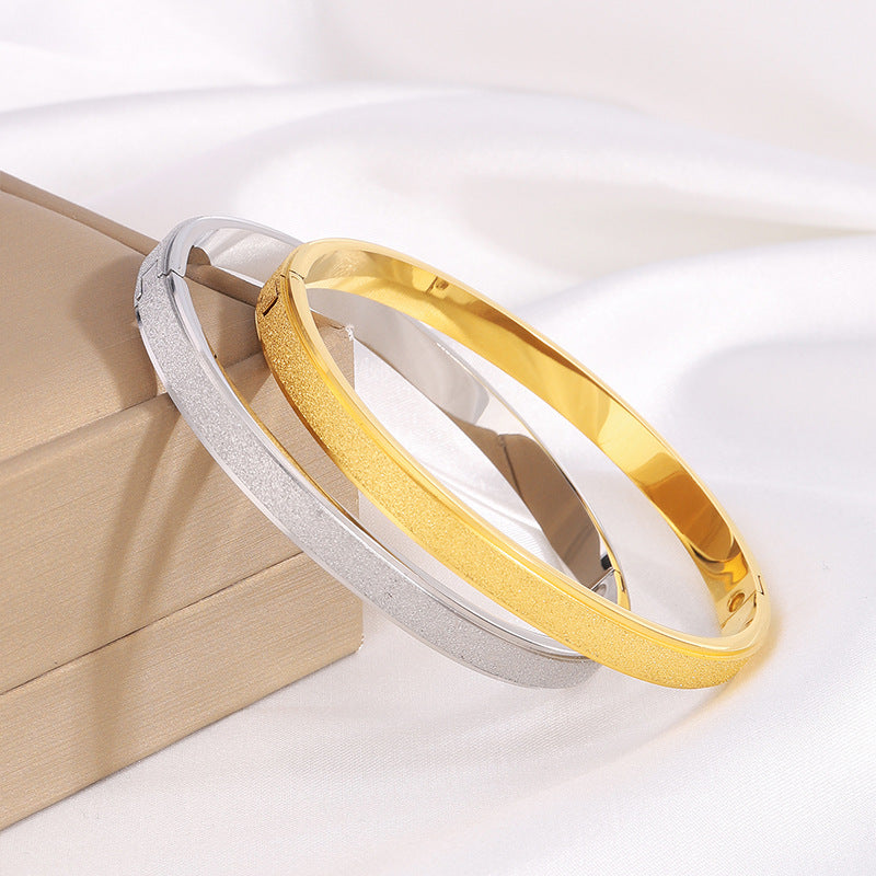 Free Gift: Bracelet